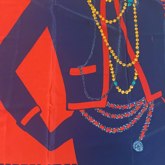 Vintage 1980Coco Chanel - Picture 3 of 6